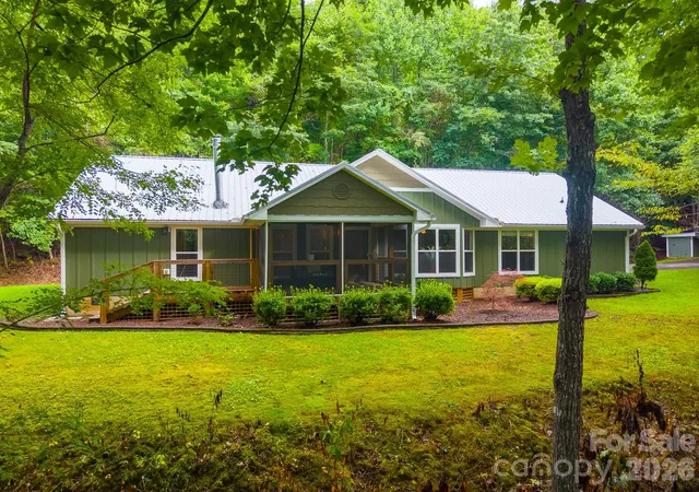 Photo 1 of Single family home for sale at 544 Stonehaven Dr, Cullowhee, NC 28723 | MLS# 4402717 | Listing updated on 2026-08-18