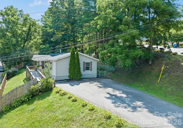 4th image of 26 Cedar St, Canton, NC 28716 | MLS# 4402720