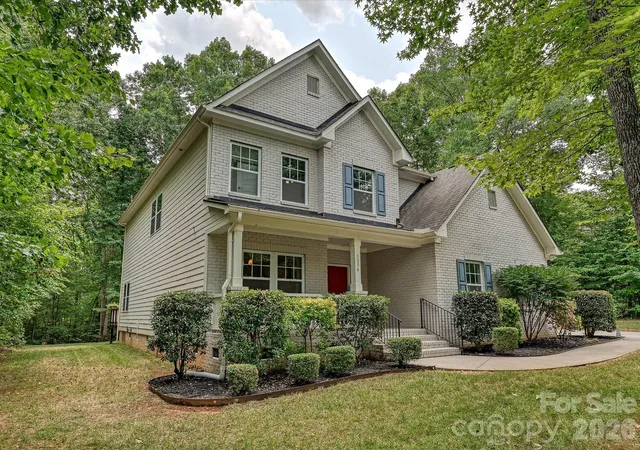 Photo 2 of Single family home for sale at 1336 Huntcliff Dr, Waxhaw, NC 28173 | MLS# 4402736 | Listing updated on 2026-09-19