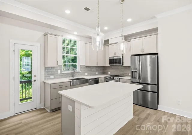 Photo 4 of Townhouse for sale at 3213 Zenith Ln, Charlotte, NC 28205 | MLS# 4402742 | Listing updated on 2026-08-22