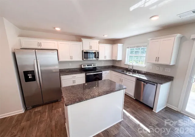 2nd image of 2014 Tarzi Ln, Charlotte, NC 28215 | MLS# 4402751