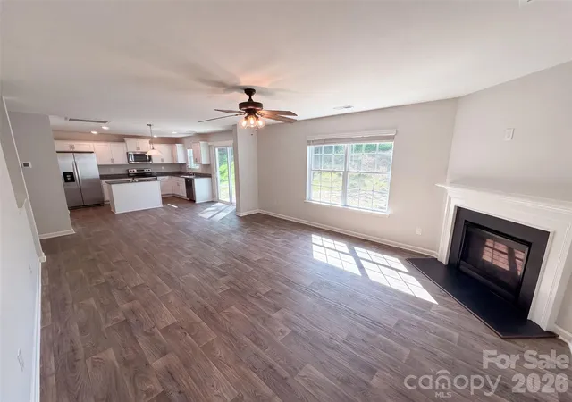 3rd image of 2014 Tarzi Ln, Charlotte, NC 28215 | MLS# 4402751