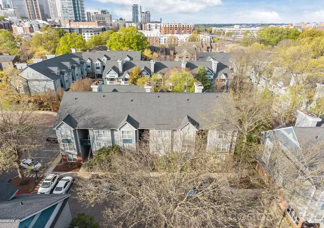 Photo 1 of Condo for sale at 525 N Graham St #2E, Charlotte, NC 28202 | MLS# 4402767 | Listing updated on 2026-08-17