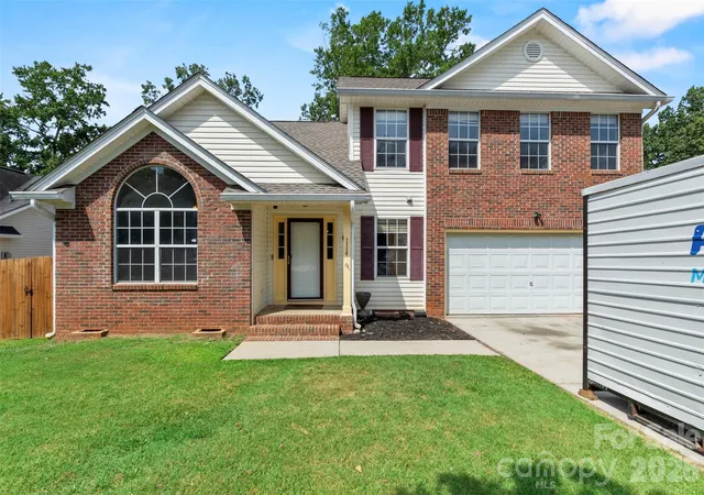 Homes for sale in Irmo, SC | 114 Kingston Forest Dr, Irmo, SC 29063 | MLS# 4402791