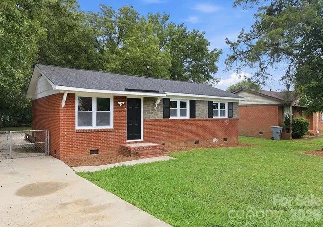 Photo 1 of Single family home for sale at 9430 Trinity Rd, Charlotte, NC 28216 | MLS# 4402794 | Listing updated on 2026-09-09