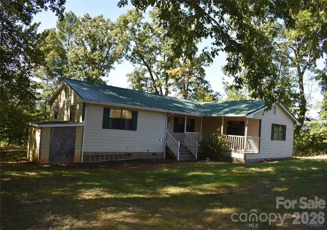 Photo 2 of Single family home for sale at 120 Woodmont Dr, Nebo, NC 28761 | MLS# 4402802 | Listing updated on 2026-10-01