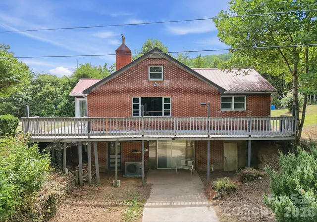 Photo 5 of Single family home for sale at 4125 Nc 226a, Marion, NC 28752 | MLS# 4402803 | Listing updated on 2026-08-31