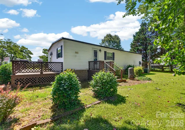 Photo 4 of Sale Pending at 331 Shiloh Rd S, York, SC 29745 | MLS# 4402807 | Listing updated on 2026-08-26