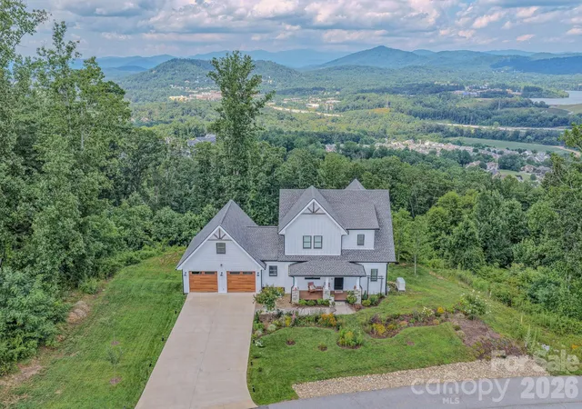 Photo 2 of Single family home for sale at 49 Arabella Ln, Arden, NC 28704 | MLS# 4402809 | Listing updated on 2026-10-02
