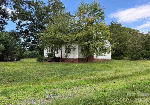 Photo 3 of Land for sale at 2607 20th Street Ln Ne, Hickory, NC 28601 | MLS# 4402815 | Listing updated on 2026-08-31