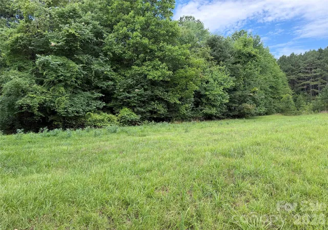 Photo 4 of Land for sale at 2607 20th Street Ln NE, Hickory, NC 28601 | MLS# 4402815 | Listing updated on 2026-08-31