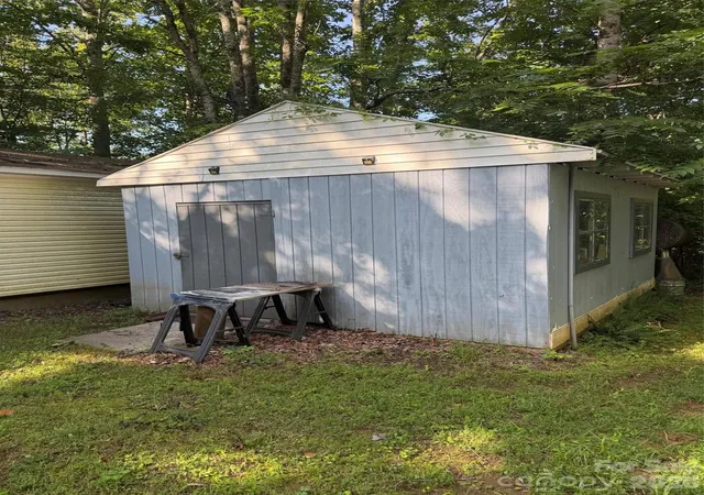 Photo 2 of Single family home for sale at 119 Woodmont Dr, Nebo, NC 28761 | MLS# 4402818 | Listing updated on 2026-08-19