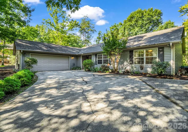 Photo 1 of Single family home for sale at 141 Dalton Ct, Lake Lure, NC 28746 | MLS# 4402828 | Listing updated on 2026-08-31