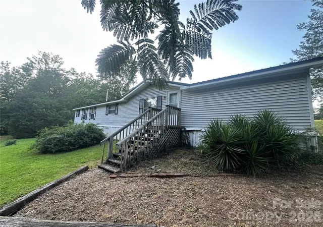 2nd image of 69 Woodmont Dr, Nebo, NC 28761 | MLS# 4402837