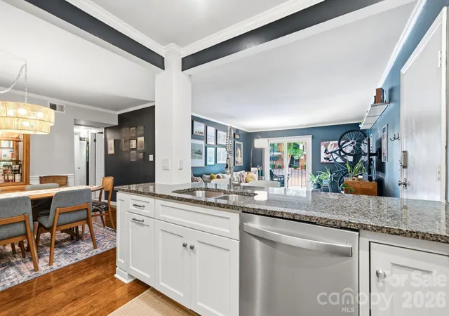 Photo 4 of Condo for sale at 4739 Hedgemore Dr #Unit H, Charlotte, NC 28209 | MLS# 4402848 | Listing updated on 2026-09-13