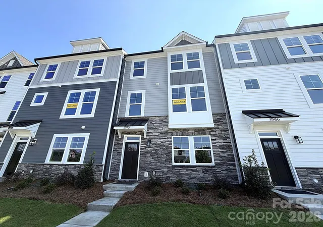 Townhouse for sale at 11970 Old Statesville Rd, Huntersville, NC 28078 | MLS# 4402859