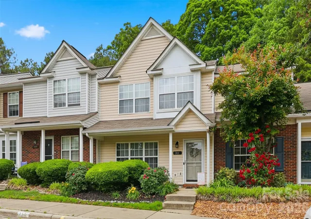 1st image of 311 Wilkes Pl Dr, Fort Mill, SC 29715 | MLS# 4402870