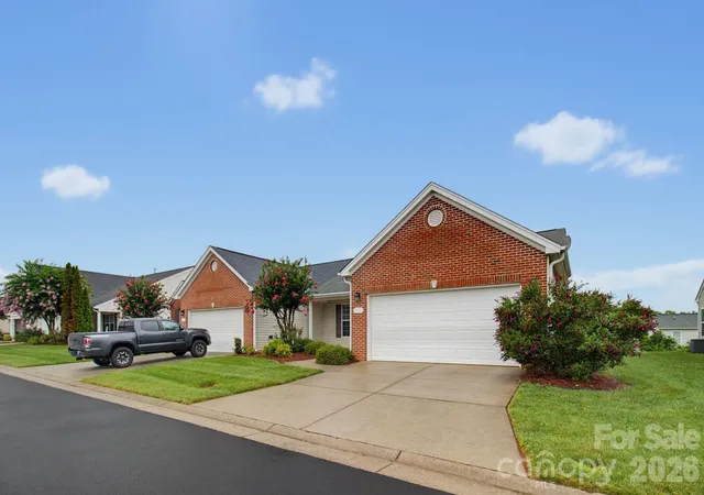 Photo 3 of Townhouse for sale at 119 Maryland Dr, Thomasville, NC 27360 | MLS# 4402884 | Listing updated on 2026-08-11