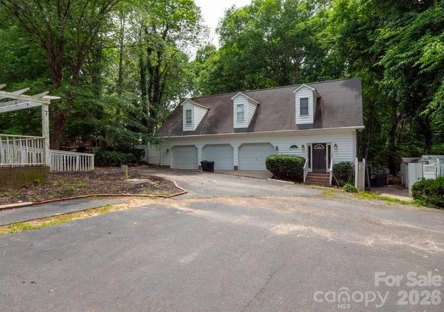 Photo 1 of Single family home for sale at 9126 S Providence Rd, Waxhaw, NC 28173 | MLS# 4402899 | Listing updated on 2026-09-06