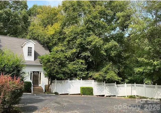Photo 2 of Single family home for sale at 9126 S Providence Rd, Waxhaw, NC 28173 | MLS# 4402899 | Listing updated on 2026-09-06