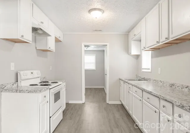 Photo 1 of Single family home for sale at 411 S Thompson St, Shelby, NC 28150 | MLS# 4402904 | Listing updated on 2026-08-24