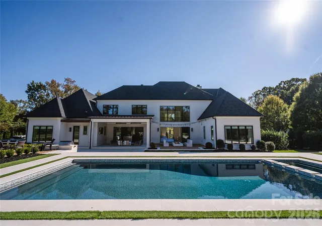 3rd image of 8512 English Turn Ln, Waxhaw, NC 28173 | MLS# 4402916