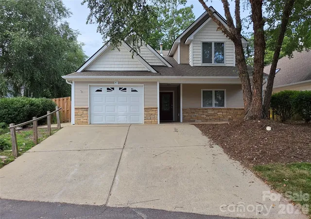 Single family home for sale at 41 Beekeeper Trl, Swannanoa, NC 28778 | MLS# 4402946