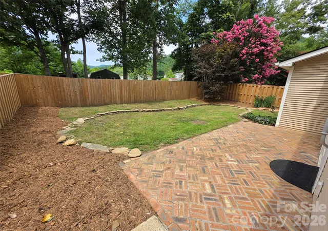 Photo 2 of Single family home for sale at 41 Beekeeper Trl, Swannanoa, NC 28778 | MLS# 4402946 | Listing updated on 2026-09-30