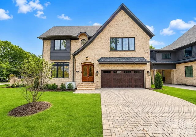 2nd image of 4828 Walker Rd, Charlotte, NC 28211 | MLS# 4402962
