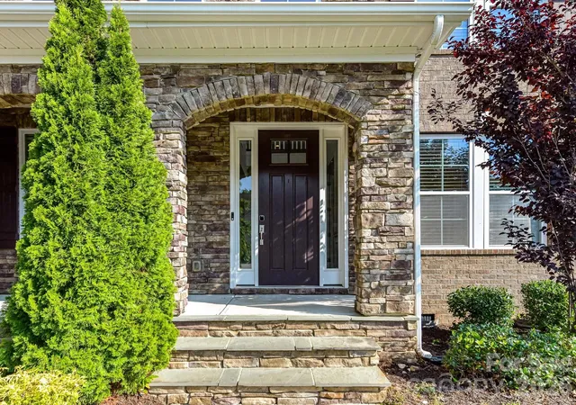 2nd image of 317 Somerled Wy, Waxhaw, NC 28173 | MLS# 4402966