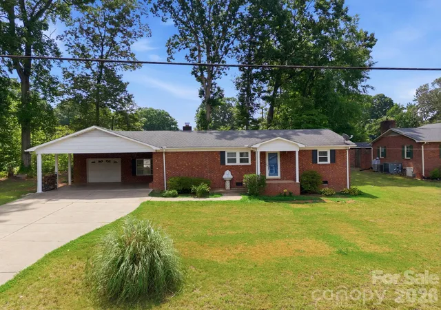 Photo 1 of Single family home for sale at 355 Swink Ave, Salisbury, NC 28147 | MLS# 4402977 | Listing updated on 2026-08-27