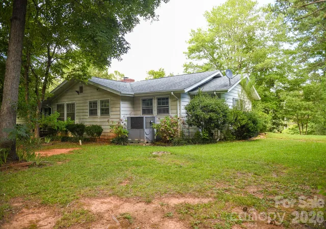 Photo 4 of Single family home for sale at 616 Pineview Lakes Rd, Chester, SC 29706 | MLS# 4403010 | Listing updated on 2026-08-28