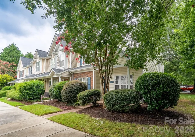Photo 2 of Townhouse for sale at 1929 Billingsville School Ct, Charlotte, NC 28214 | MLS# 4403015 | Listing updated on 2026-10-03