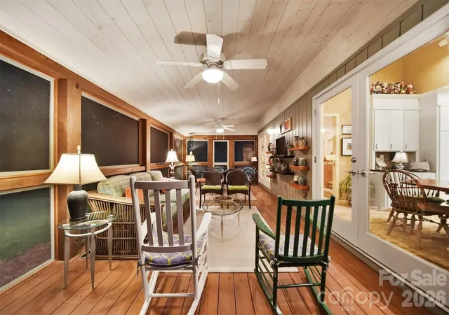 48th image of 414 Stonecroft Dr Se, Lenoir, NC 28645 | MLS# 4403017