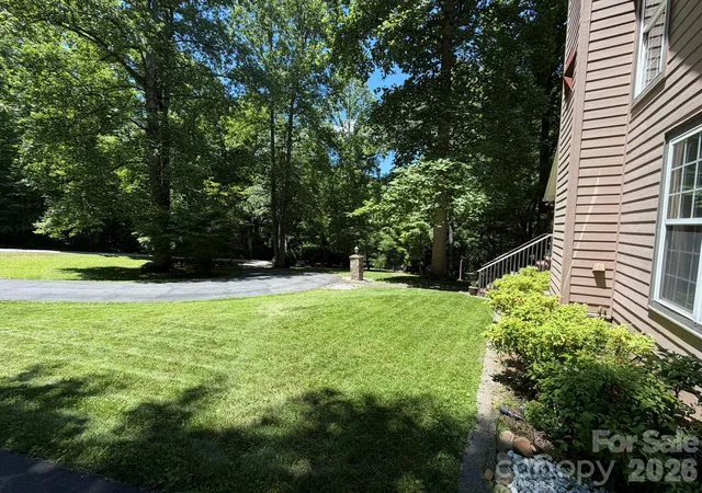 Photo 3 of Single family home for sale at 315 Honey Locust Ln, Whittier, NC 28789 | MLS# 4403024 | Listing updated on 2026-08-04