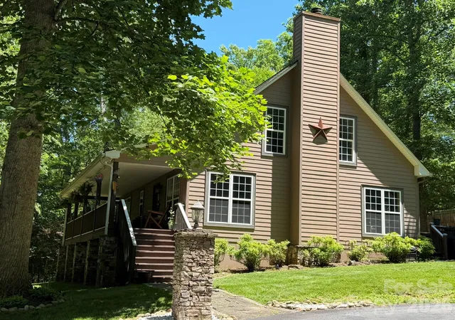 Photo 32 of Single family home for sale at 315 Honey Locust Ln, Whittier, NC 28789 | MLS# 4403024 | Listing updated on 2026-08-04
