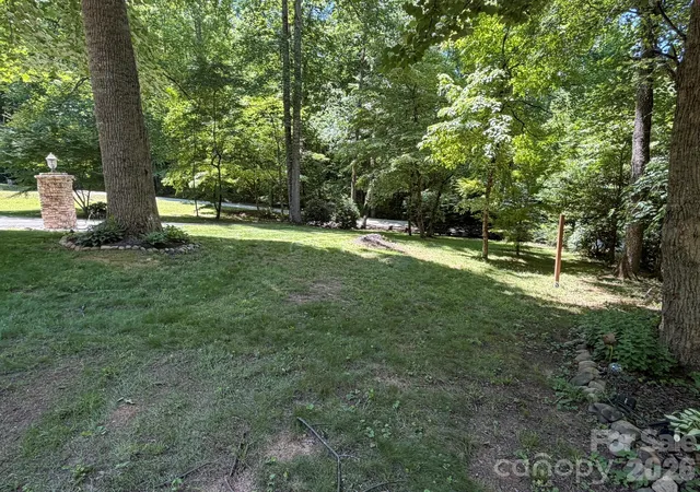 Photo 5 of Single family home for sale at 315 Honey Locust Ln, Whittier, NC 28789 | MLS# 4403024 | Listing updated on 2026-08-04