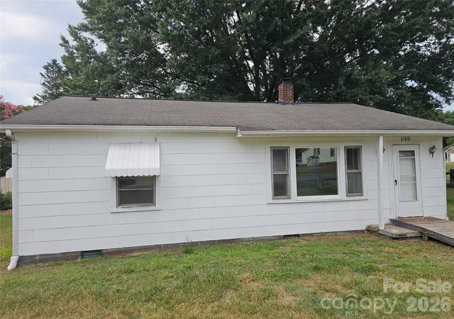 2nd image of 1515 16th Ave Ne, Hickory, NC 28601 | MLS# 4403029