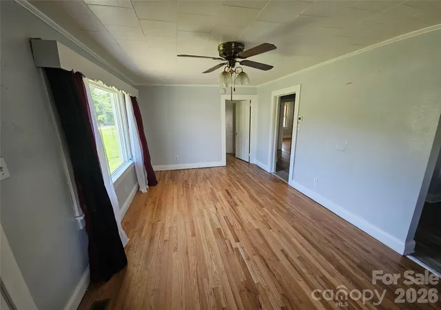 3rd image of 1515 16Th Ave Ne, Hickory, NC 28601 | MLS# 4403029