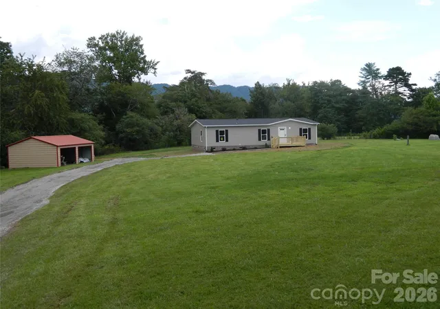 Photo 1 of Single family home for sale at 3944 Hollywood Ridge Rd Ne, Lenoir, NC 28645 | MLS# 4403035 | Listing updated on 2026-10-05