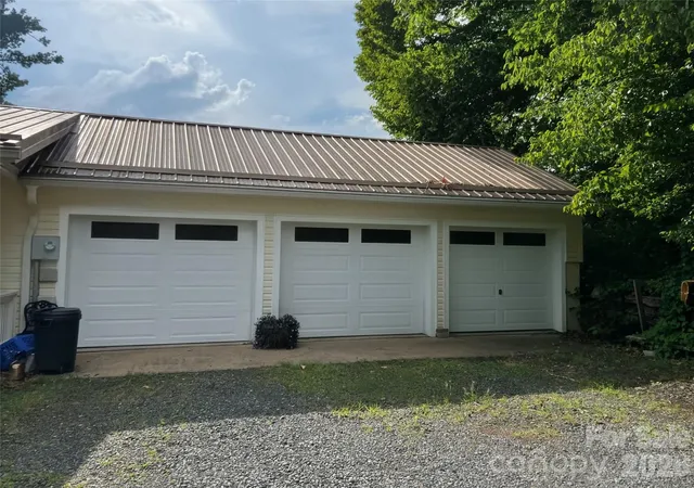 Homes for sale in Burnsville, NC | 530 West Side Rd, Burnsville, NC 28714 | MLS# 4403042