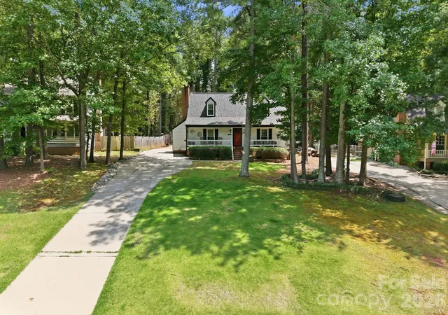 Photo 4 of Sale Pending at 127 Abercrombie Rd, Wake Forest, NC 27587 | MLS# 4403061 | Listing updated on 2026-08-16