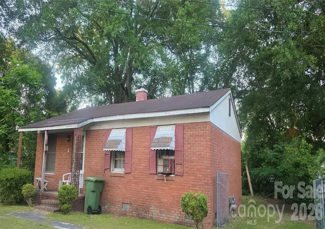 1st image of 806 Brunson St, Florence, SC 29506 | MLS# 4403077