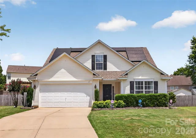 Photo 2 of Single family home for sale at 110 Humbold Pl, Mooresville, NC 28115 | MLS# 4403086 | Listing updated on 2026-08-26