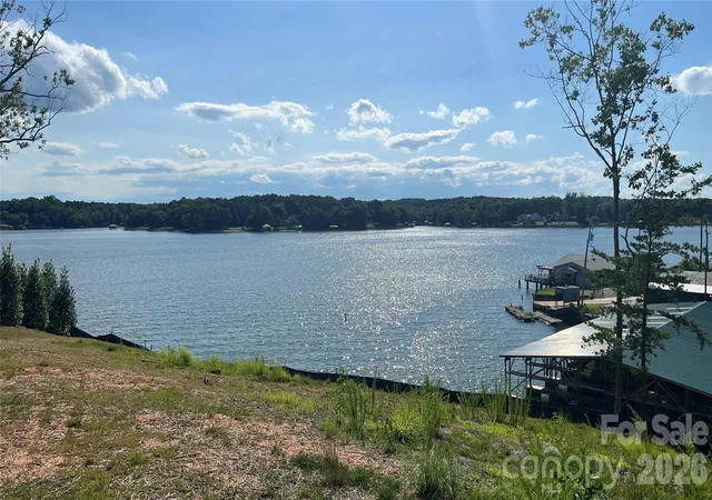 2nd image of 13742 Petworth Ct, Charlotte, NC 28278 | MLS# 4403091