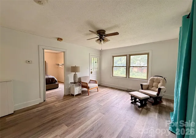 Photo 3 of Sale Pending at 2475 Shelton Ave, Statesville, NC 28677 | MLS# 4403093 | Listing updated on 2026-09-01