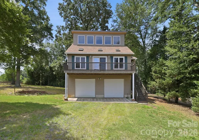 Photo 3 of Single family home for sale at 4076 Elks Park Rd, Rock Hill, SC 29732 | MLS# 4403104 | Listing updated on 2026-07-14