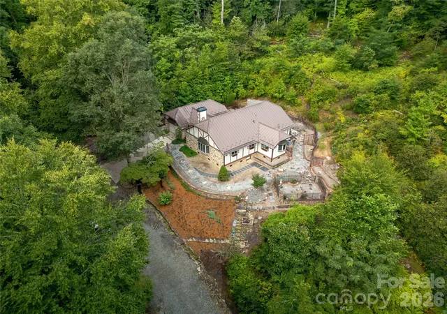 Photo 2 of Single family home for sale at 275 Hubbard Holw Rd, Rosman, NC 28772 | MLS# 4403105 | Listing updated on 2026-08-05