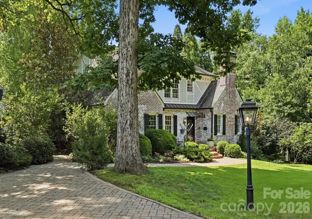 2nd image of 2700 Belvedere Ave, Charlotte, NC 28205 | MLS# 4403113