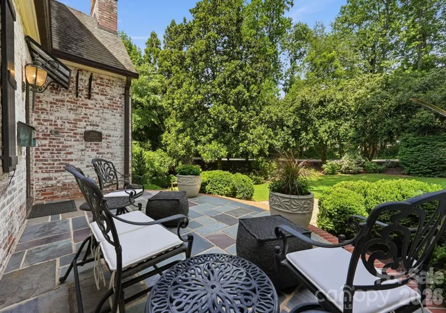 3rd image of 2700 Belvedere Ave, Charlotte, NC 28205 | MLS# 4403113